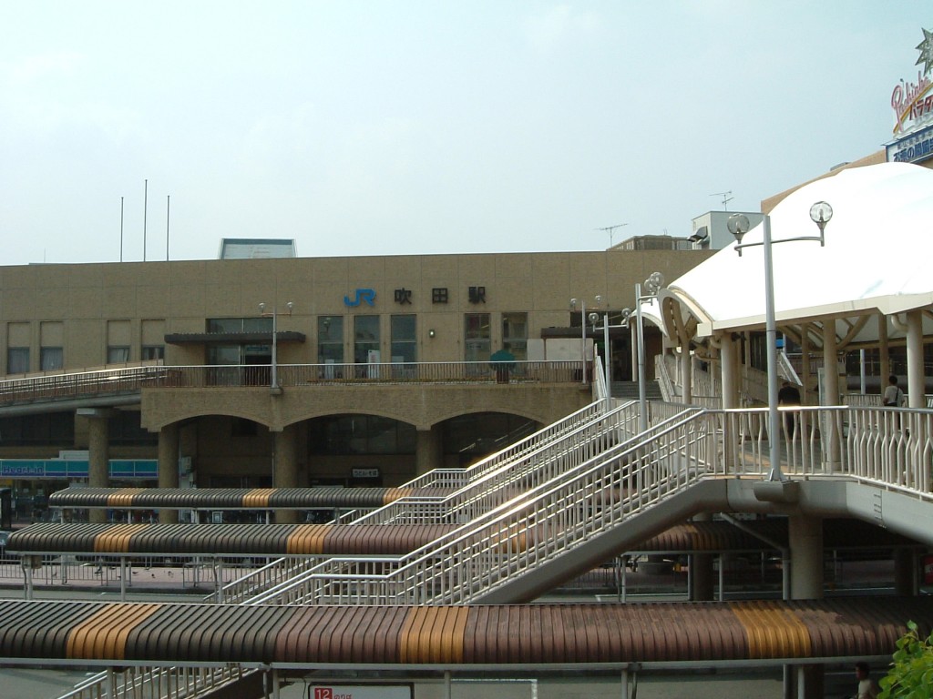 jr吹田駅前北口自転車駐車場
